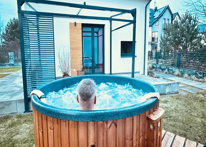 With Jacuzzi, For 3 People Tatil Evi Rozewie
